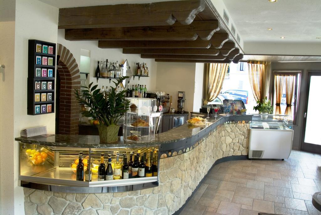 Hotel San Lorenzo К'явенна Екстер'єр фото